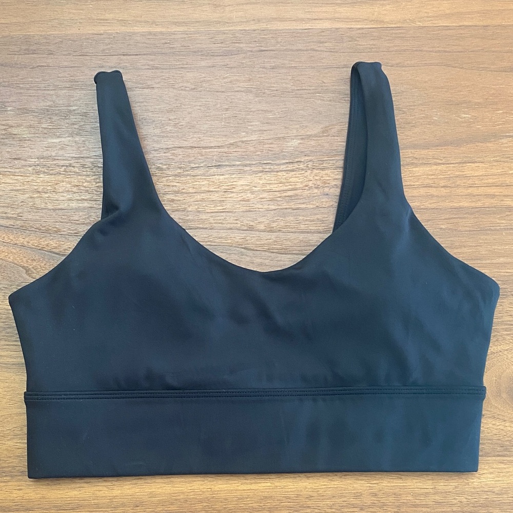 Elegant Black Sports Bra for Women